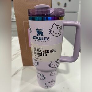 Stanley Hello Kitty Tumbler - Lavender with Navy and Iridescent Accents